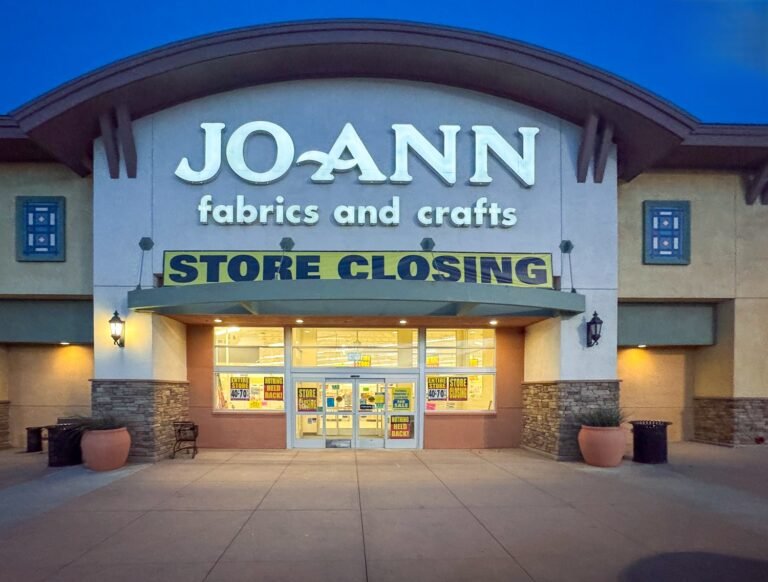 Joanns closing sale